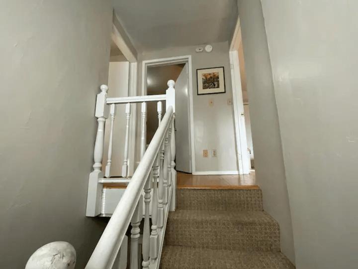 Cozy 3 & 4 Bed Home 2 Blocks To Hospitals & Lambeau Green Bay Exterior foto